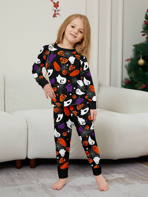 Spooky Ghosts Family Halloween Pajamas Halloween Pajamas | Chuzko.com