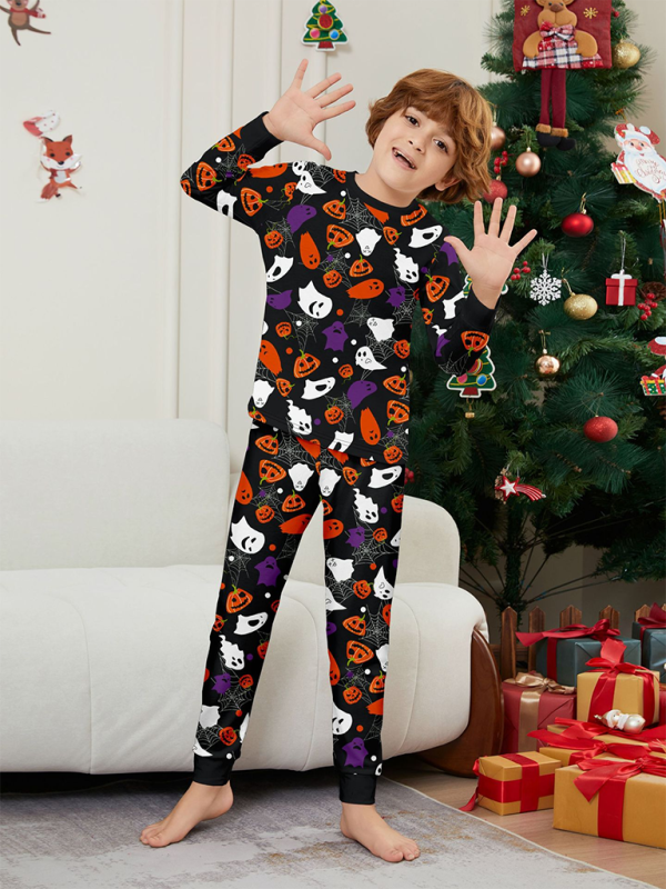 Spooky Ghosts Family Halloween Pajamas Halloween Pajamas | Chuzko.com