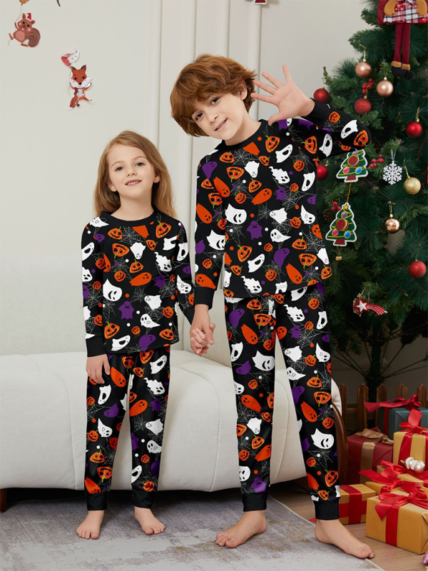 Spooky Ghosts Family Halloween Pajamas Halloween Pajamas | Chuzko.com