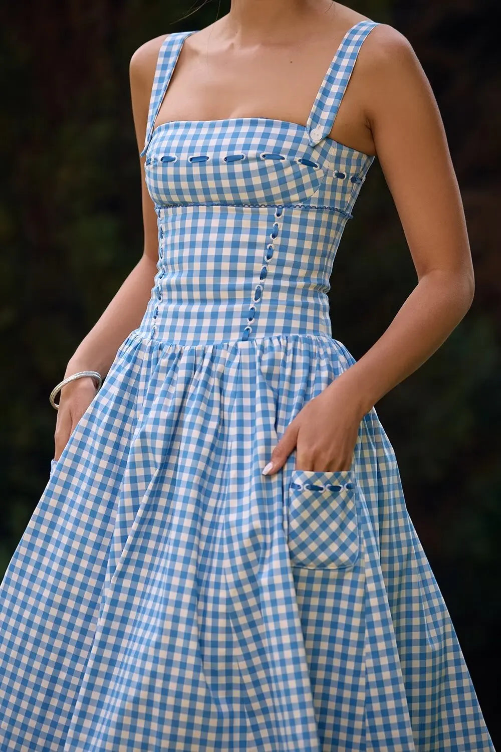 Retro-Chic Gingham Summer Midi Dress	