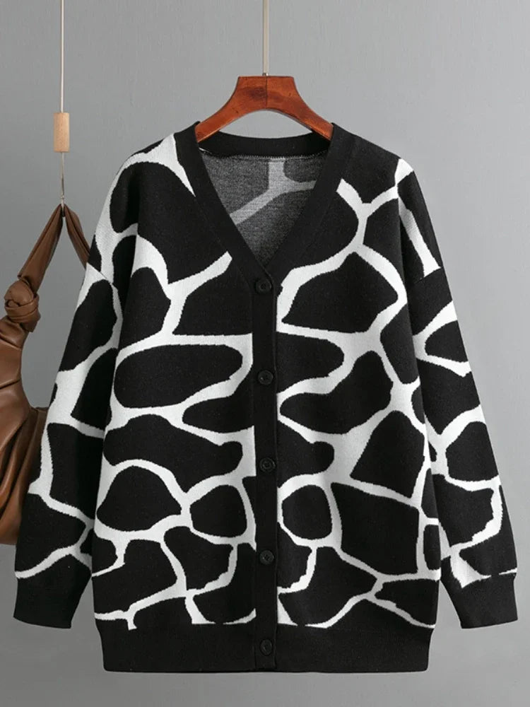 Giraffe’s Skin Print Pattern Sweater Cardigans Cardigans | Chuzko.com