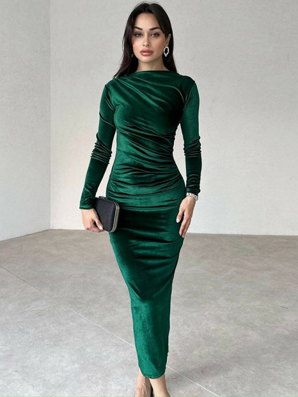 Elegant Emerald Velvet Winter Dress Elegant Velvet Dresses | Chuzko.com