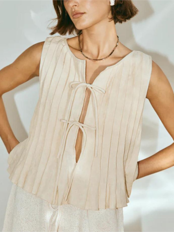 Flared Tie-Up Vest for Summer Days	