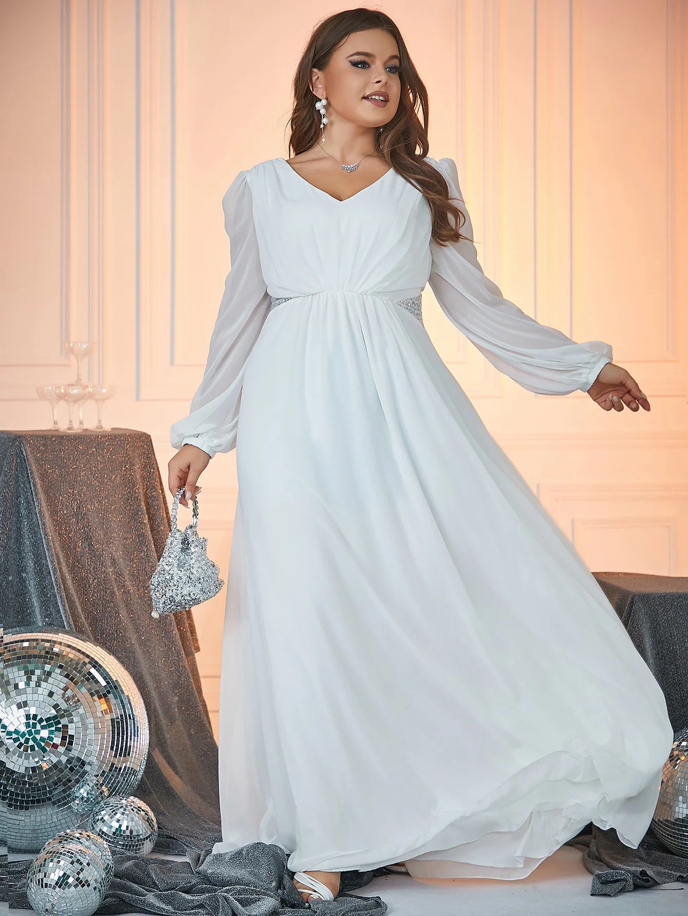 Classic Bridal Gown Plus Size Long Sleeve Wedding Dress	