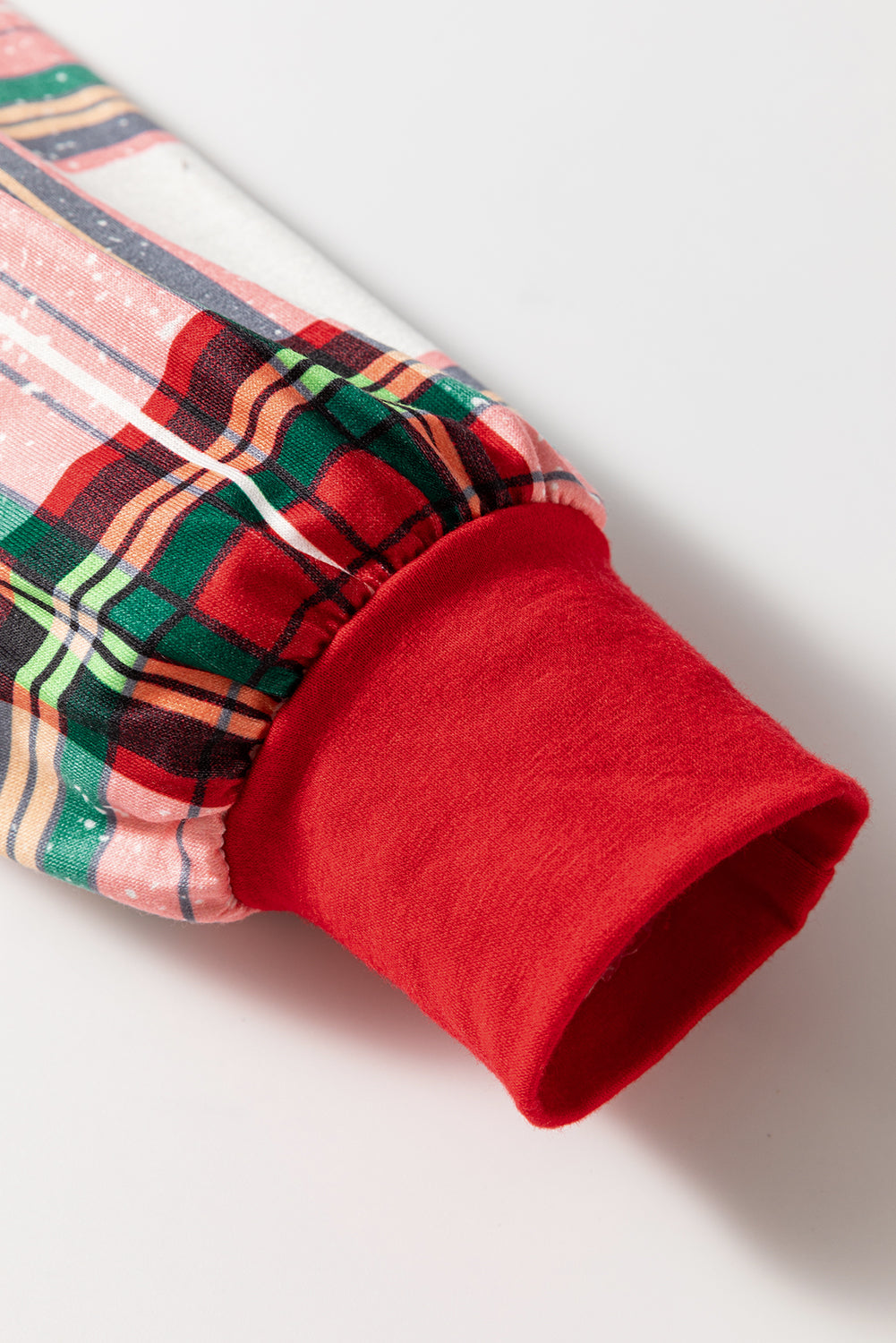 Festive Plaid Christmas Pajama Set Holiday Lounge Pants and Top | Chuzko.com