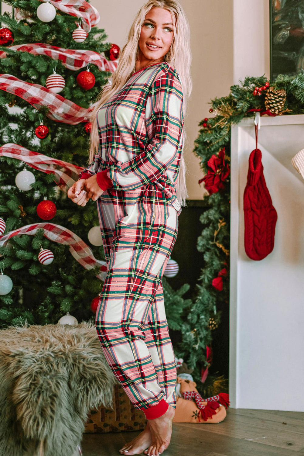 Festive Plaid Christmas Pajama Set Holiday Lounge Pants and Top | Chuzko.com