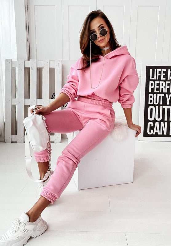 Sporty Tracksuit Set Sweatpants and Crop Hoodie	