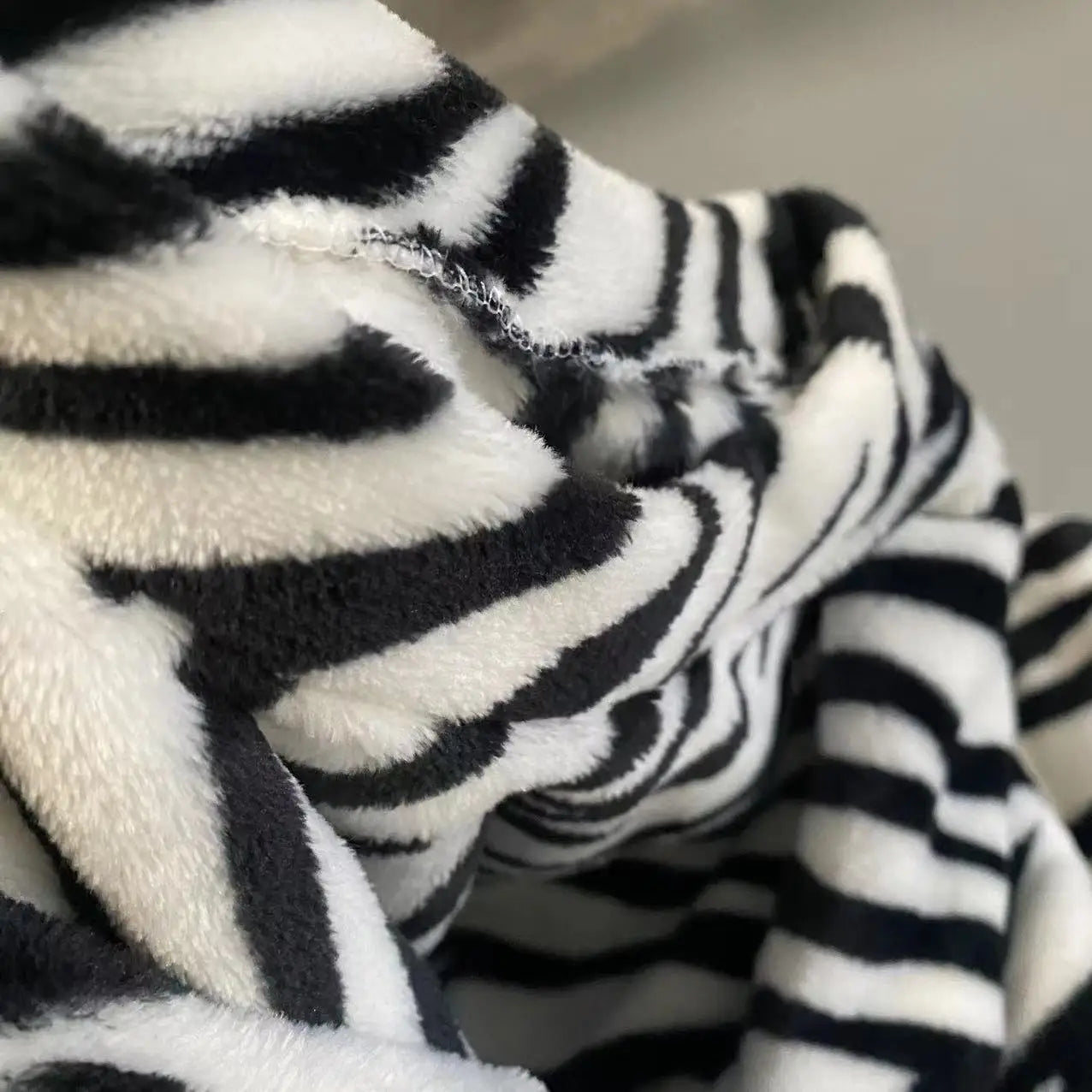 Zebra Print Cozy Fleece Pajama Set Winter Plush Sleepwear Pajamas