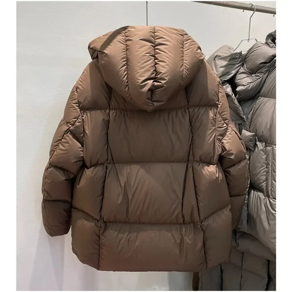 Trendy Urban Puffer Jacket for Winter Excursions Puffer Jackets