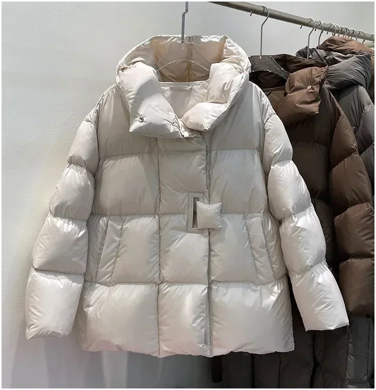 Trendy Urban Puffer Jacket for Winter Excursions Puffer Jackets