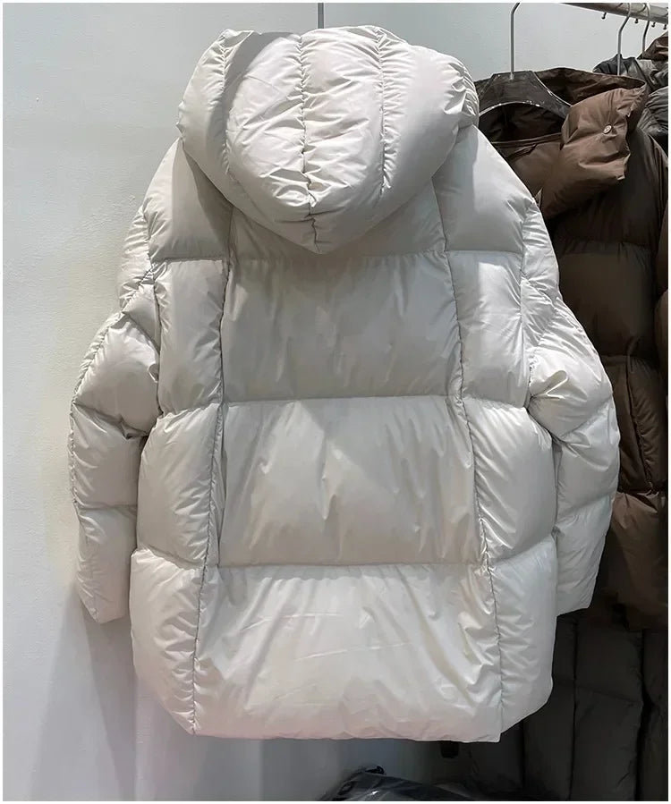 Trendy Urban Puffer Jacket for Winter Excursions Puffer Jackets