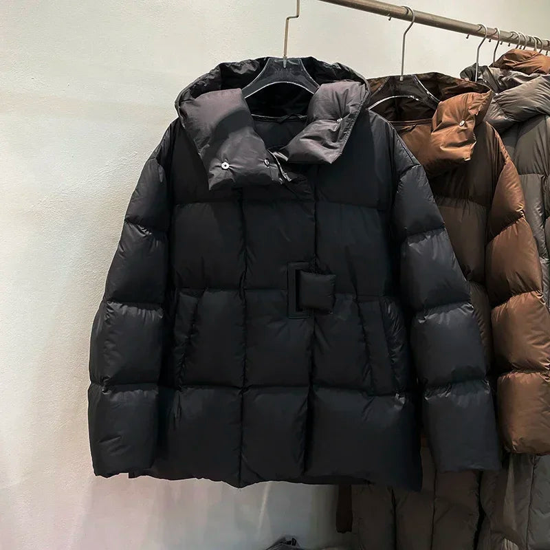 Trendy Urban Puffer Jacket for Winter Excursions Puffer Jackets