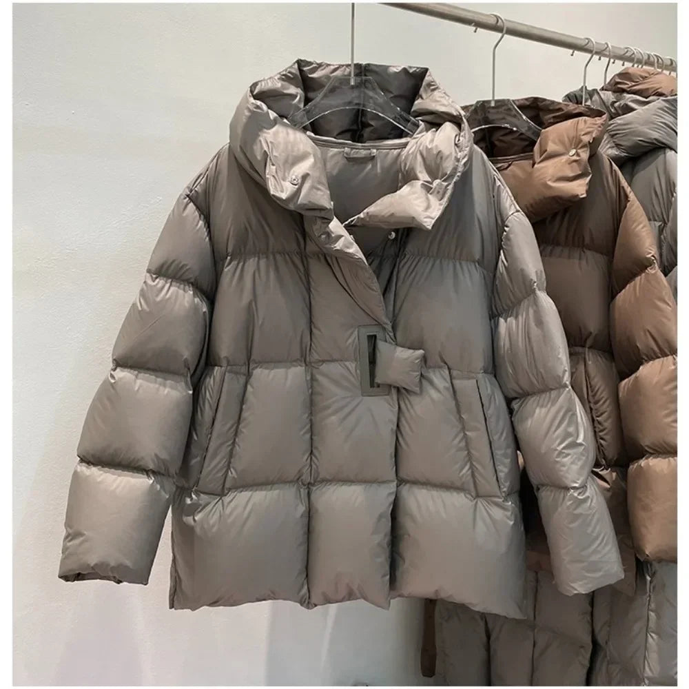 Trendy Urban Puffer Jacket for Winter Excursions Puffer Jackets