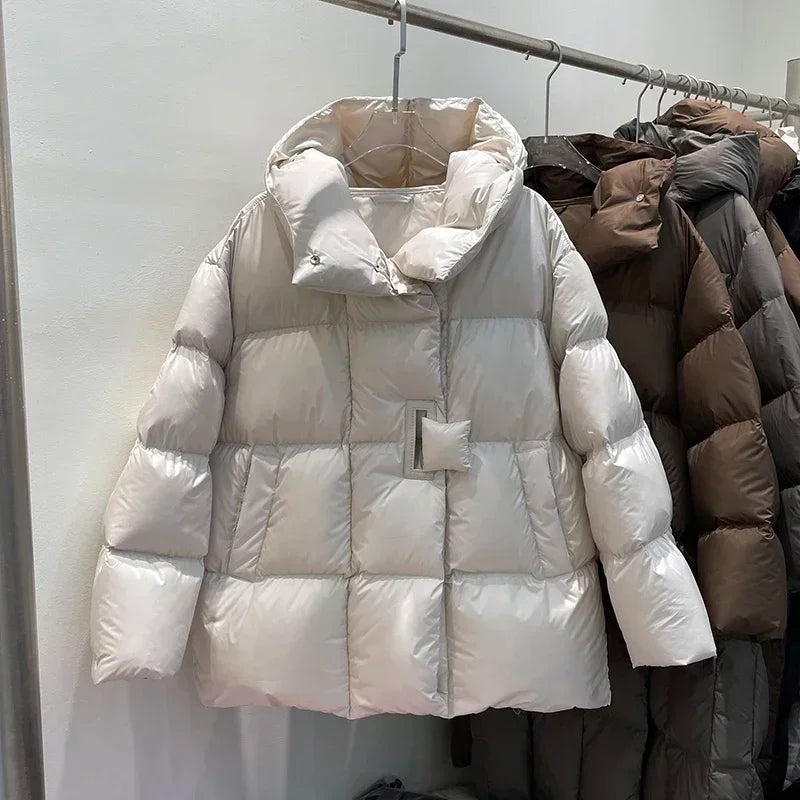 Trendy Urban Puffer Jacket for Winter Excursions Puffer Jackets