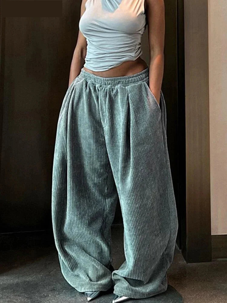 Corduroy Wide-Leg Pants - Versatile and Stylish	