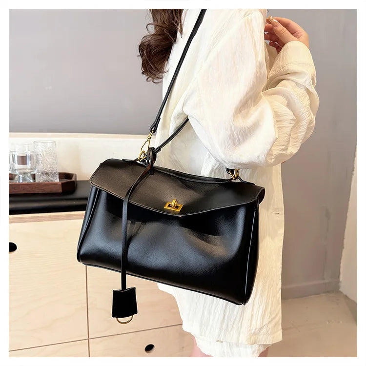 Elegant Crossbody Handbag for Modern Women HandBags