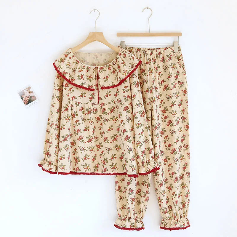 Floral Print Cotton Pajamas with Lace Trim Women’s Nightwear