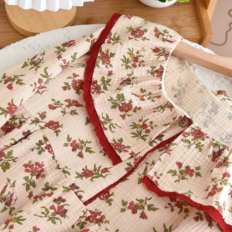 Floral Print Cotton Pajamas with Lace Trim Women’s Nightwear