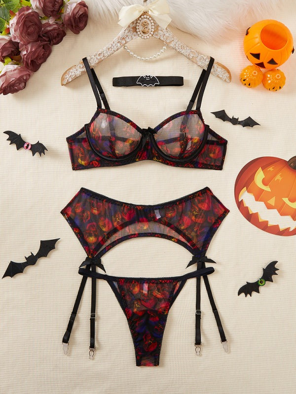 Floral Lingerie Set with Garters for Special Evenings	