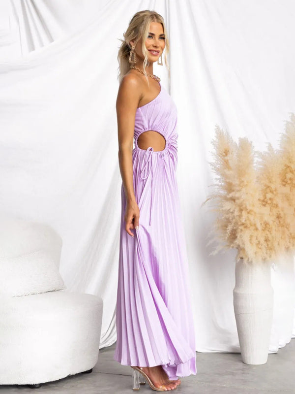 Elegant Pleated Maxi Dress with Asymmetrical Neckline Elegant