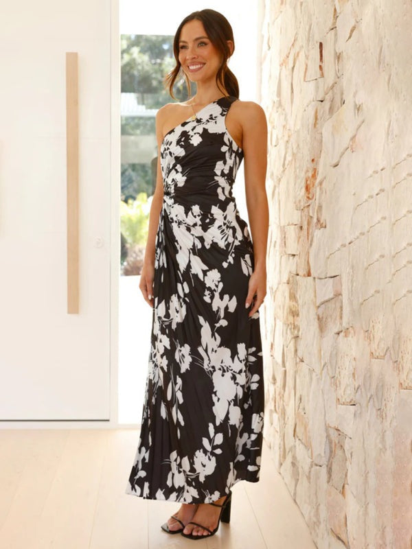 Elegant Pleated Maxi Dress with Asymmetrical Neckline Elegant