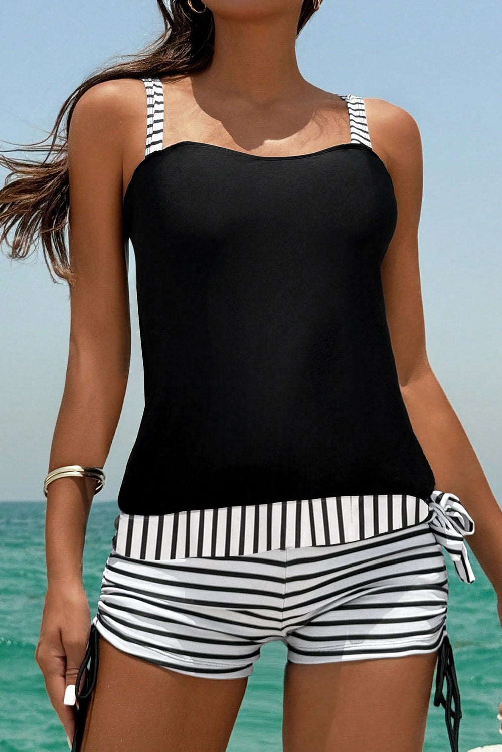 Striped Swimwear Tankini Set for Sunbathing & Beach Volleyball