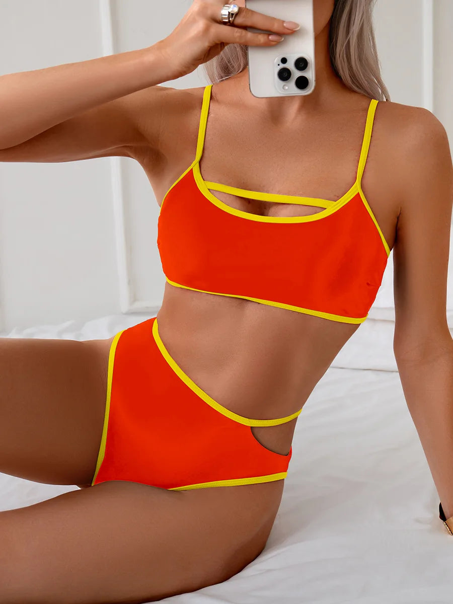 High-Waisted Bikini and Sporty Bra Set for Beach Outings Swimwear