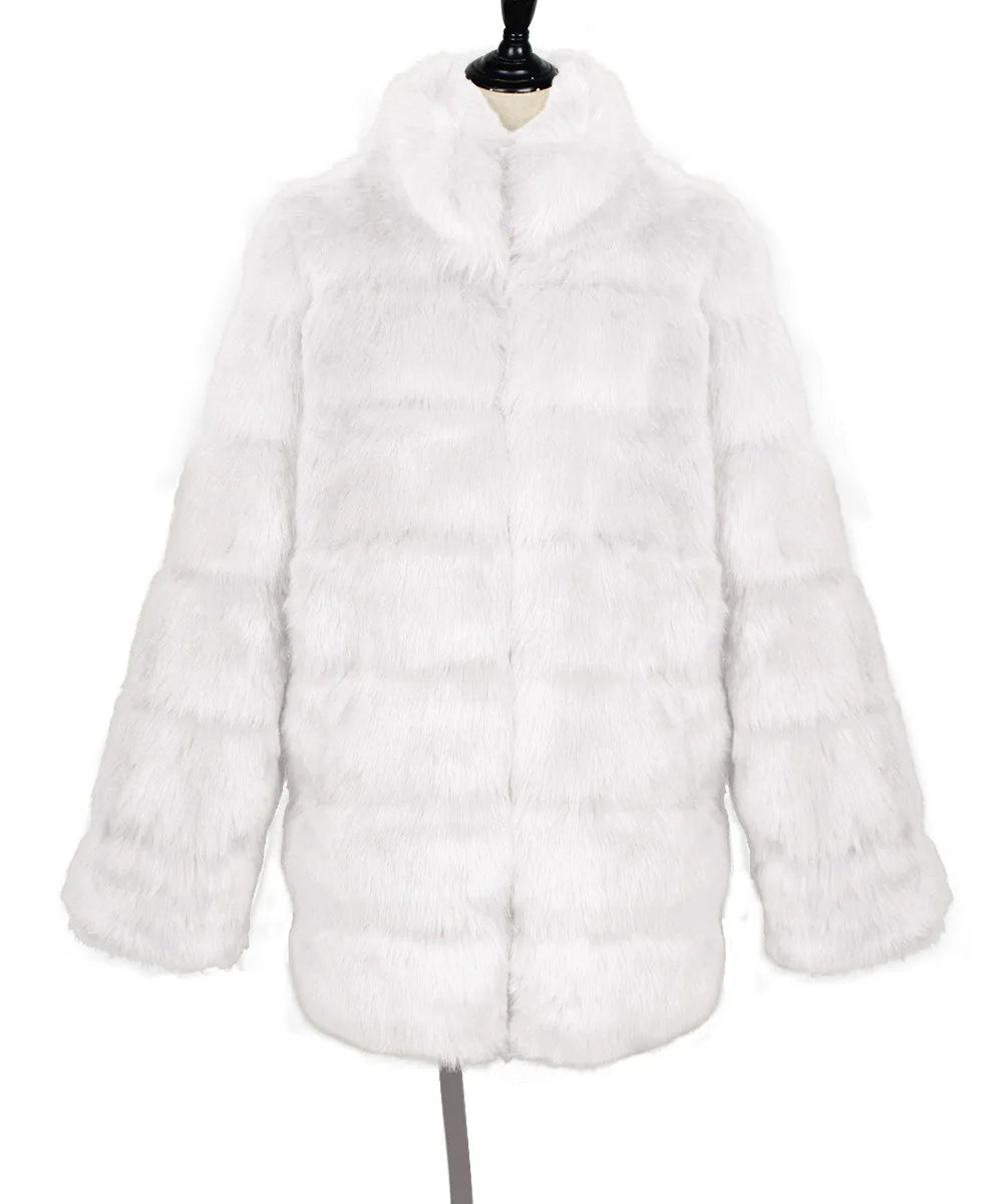 Plush Women's Faux Fur Winter Coat Faux Fur Coats