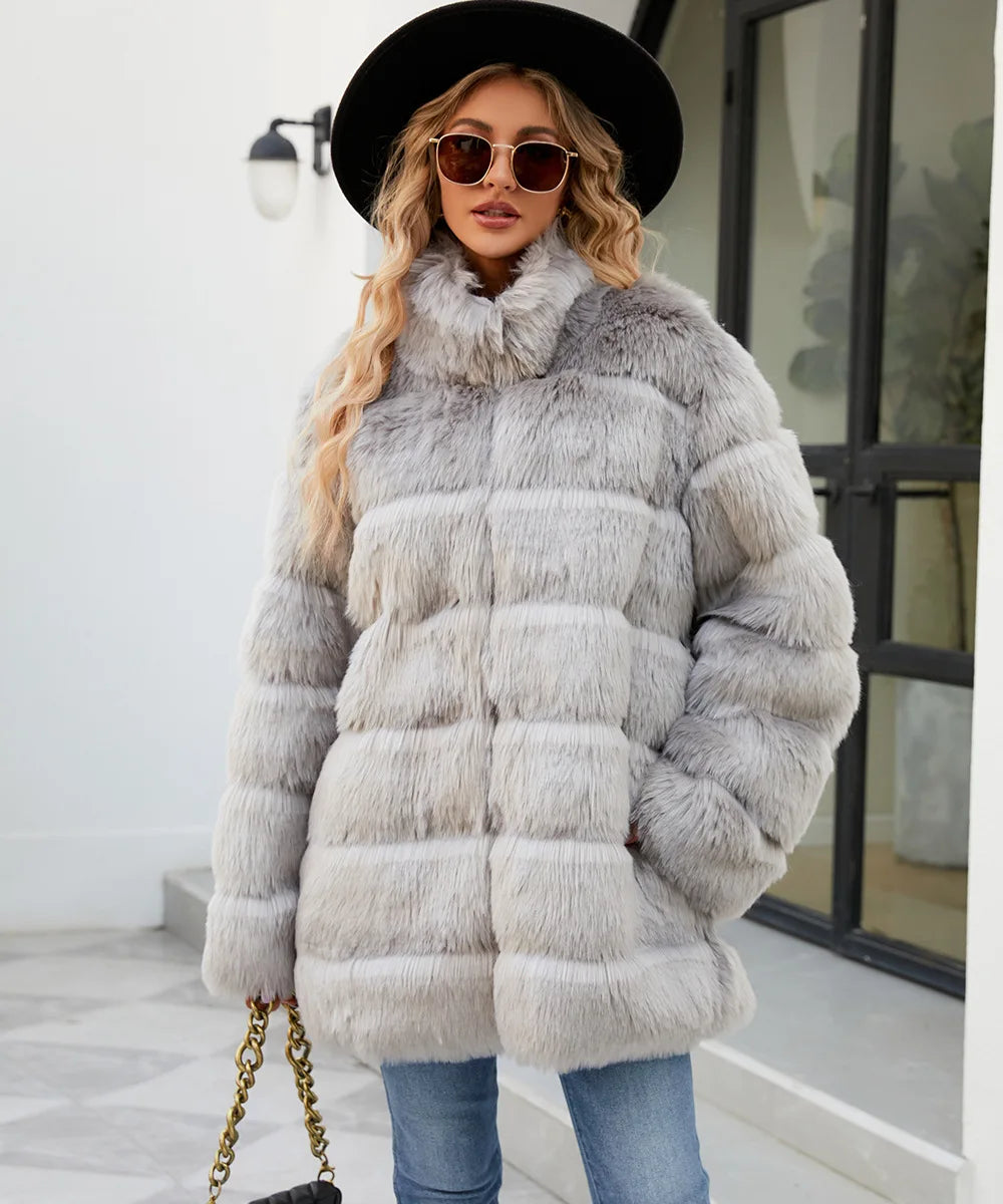 Plush Women's Faux Fur Winter Coat Faux Fur Coats