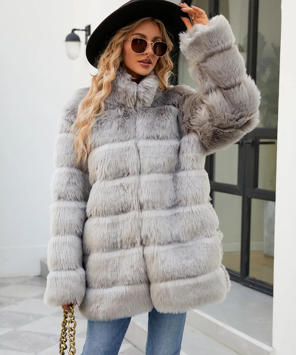 Plush Women's Faux Fur Winter Coat Faux Fur Coats