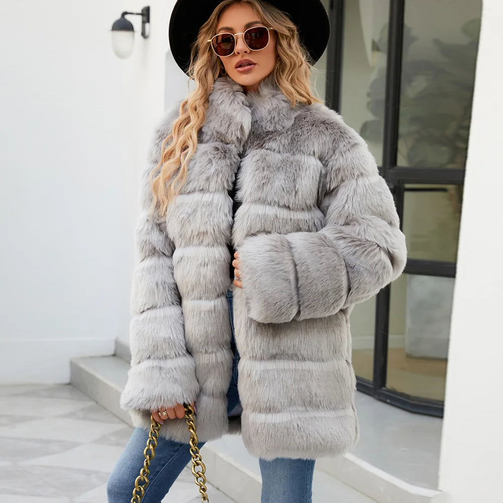 Plush Women's Faux Fur Winter Coat Faux Fur Coats