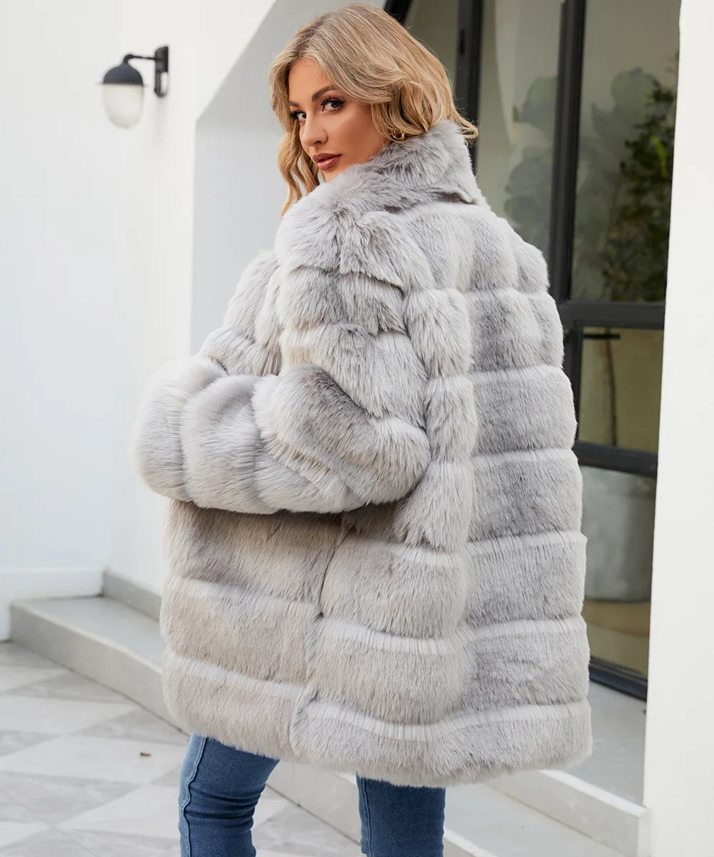 Plush Women's Faux Fur Winter Coat Faux Fur Coats