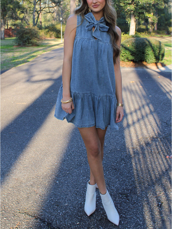 Sleeveless Denim Tunic Dress with Bow Front for Casual Events