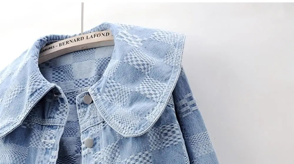 Women Cropped Denim Jacket with Peter Pan Collar Denim Jackets