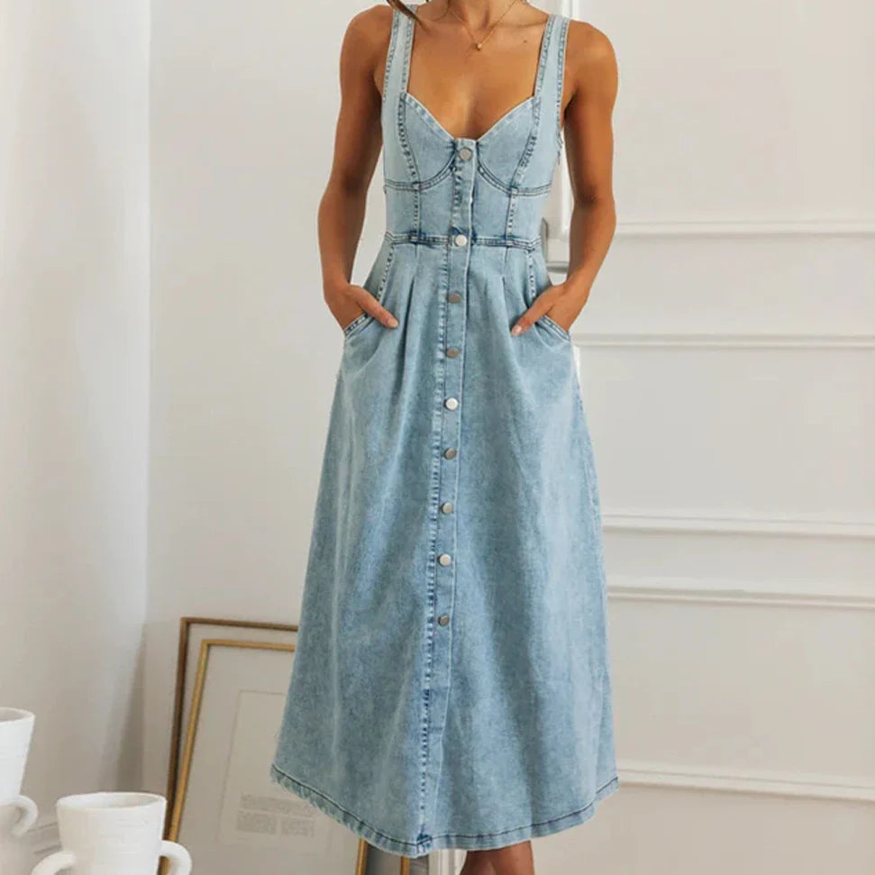 Casual Denim Midi Dress with Sweetheart Neckline	