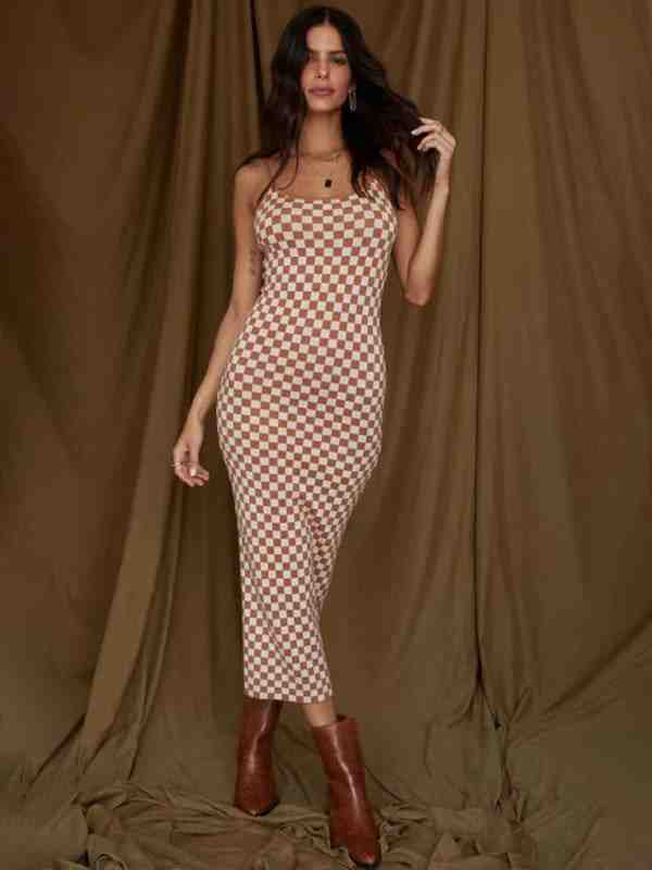 Flattering Scoop Neck Sleeveless Maxi Dress for Women Dress