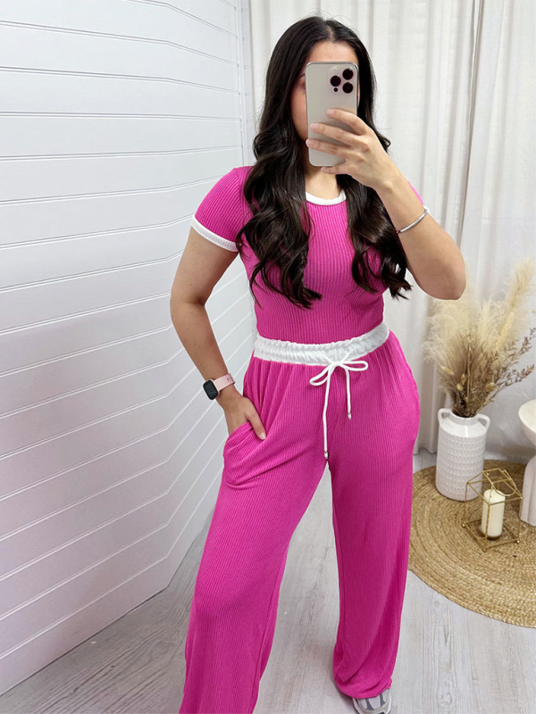 Women’s Sporty Crop Tee & High-Waisted Flared Pants Sporty