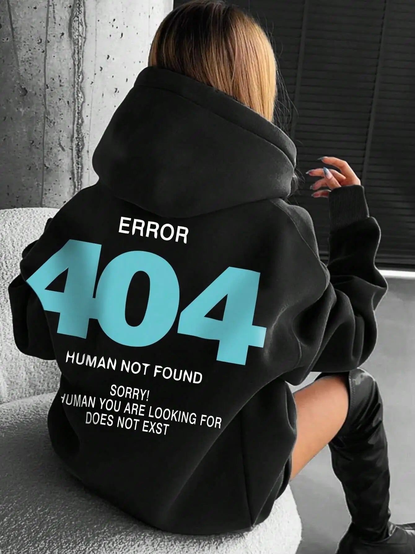 Women's Error 404 Print Sweatshirt - Perfect for Festivals