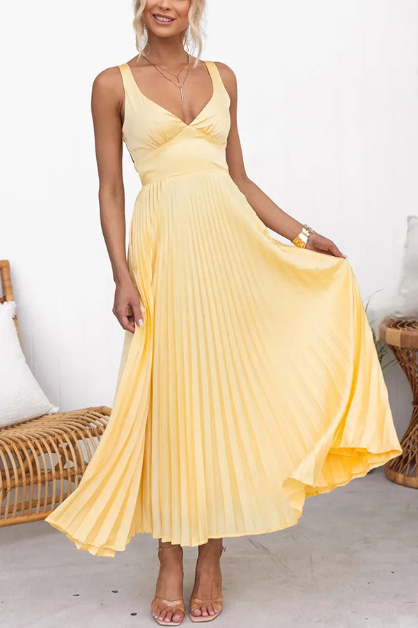 Flowing Pleated Maxi Dress for Evening Events | Elegant Dresses