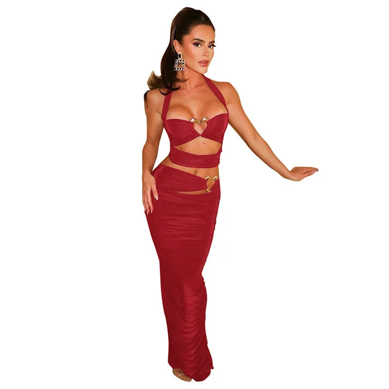 Romantic Red Evening Wear with Heart Buckle - Halter Top &amp; Skirt | Party Dresses