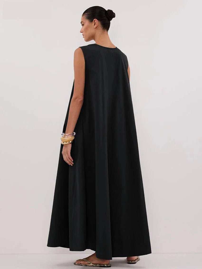White or Black Cotton Maxi Dress for Beach Getaways | Casual Dresses
